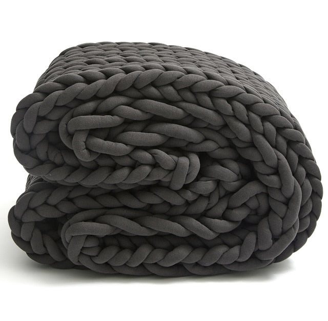 Knitted heavy blanked dark